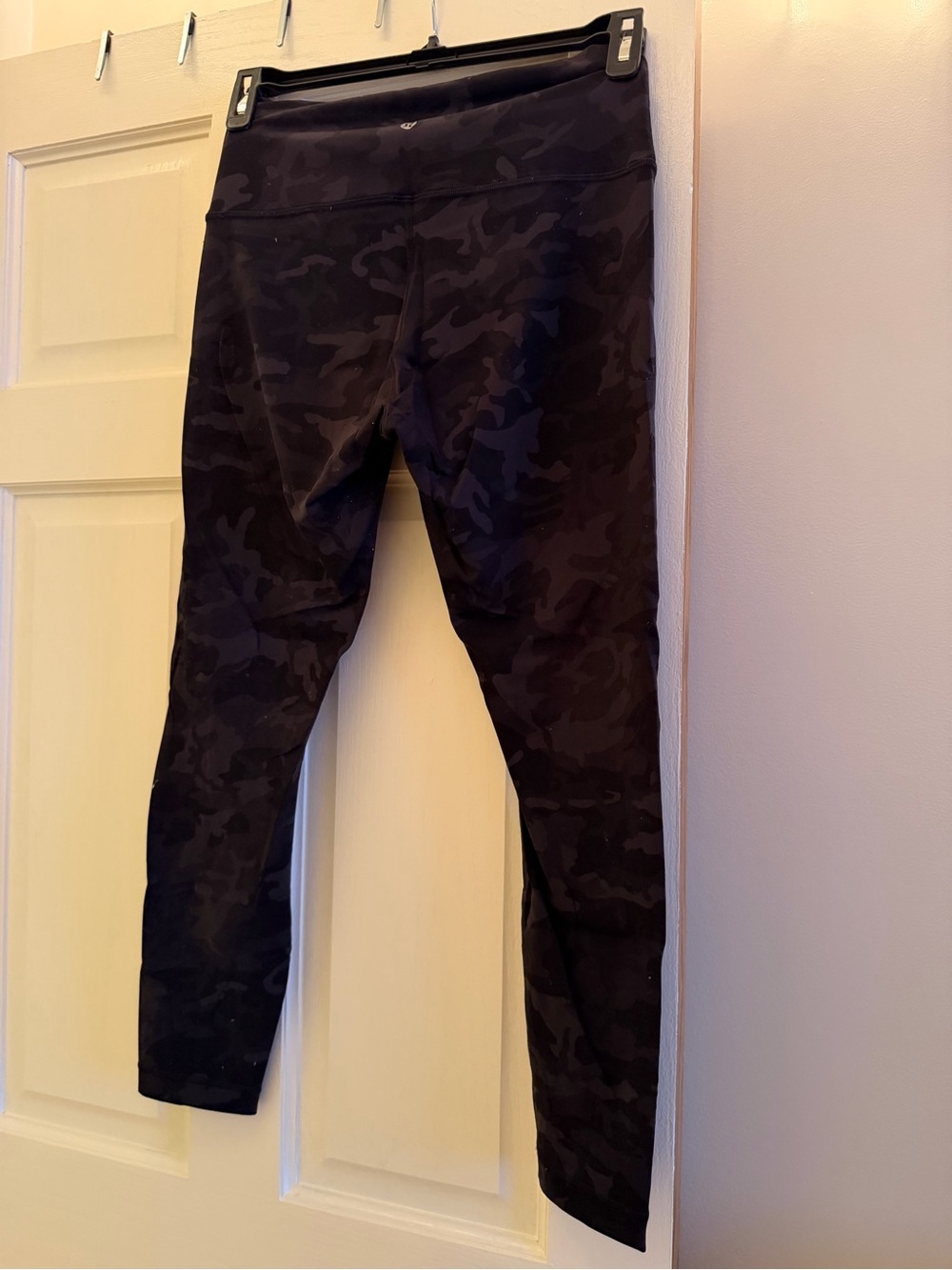 lululemon athletica Black Camo High-Rise Leggings - Picture 3 of 4